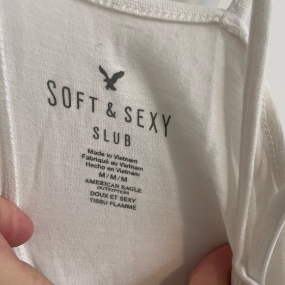 Medium White American Eagle Cut-Out Tank Top - Picture 2 of 3